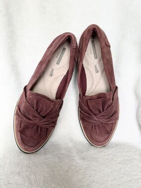 Clarks Sharon Dasher Burgundy Twisted Knot Suede Loafers Women's 9.5W